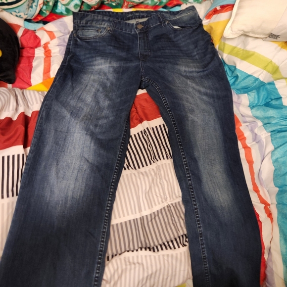 Jeans - Picture 3 of 3